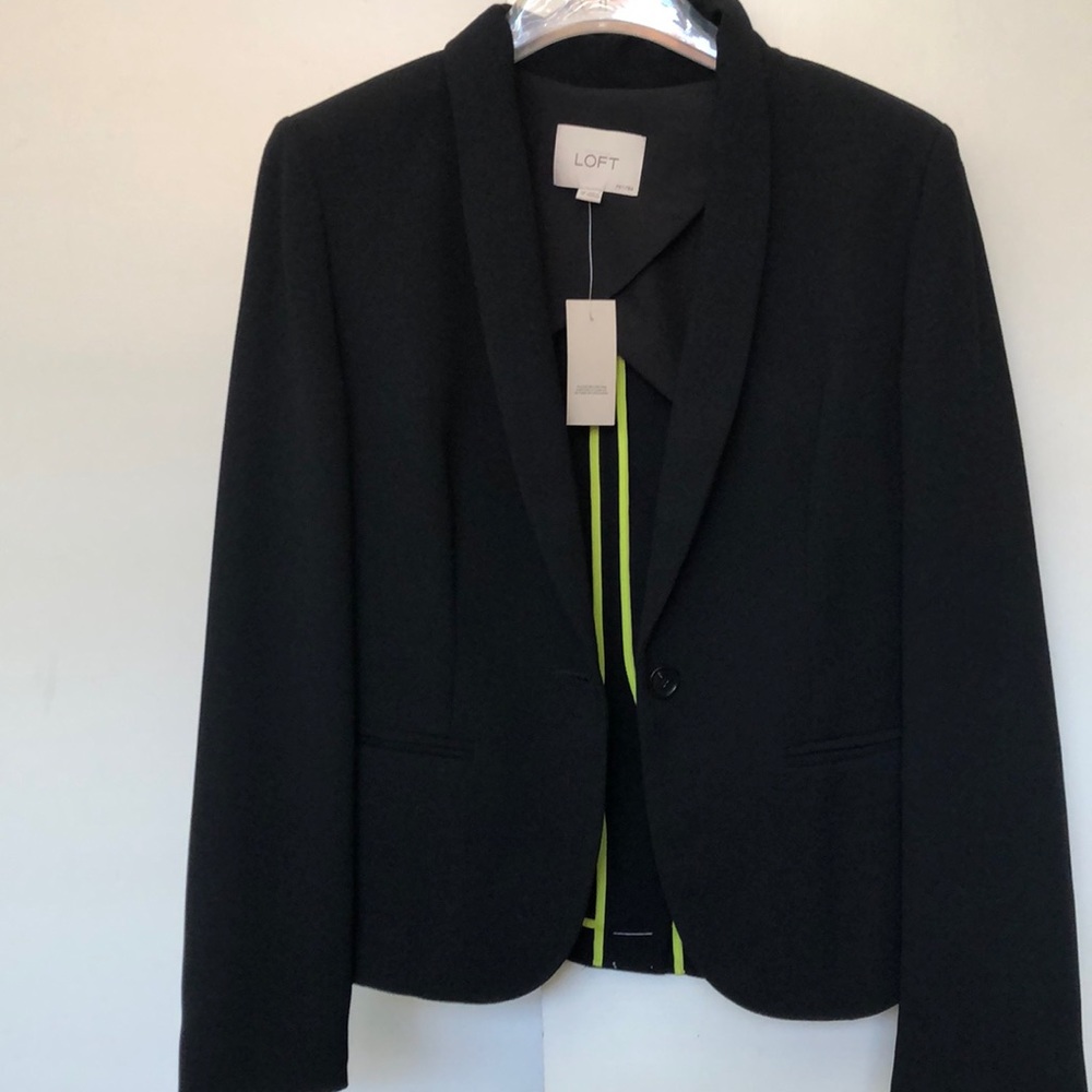 Petite LOFT black blazer NWT